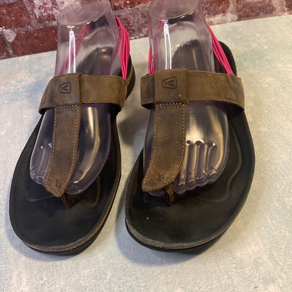 Wos Keen sandals SZ 10